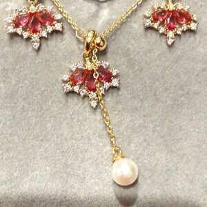 Elegant Gold and Red Necklace Set